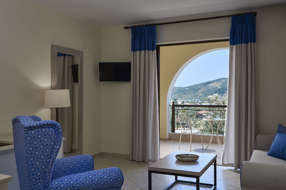 Suite, 2 Bedrooms photo 1