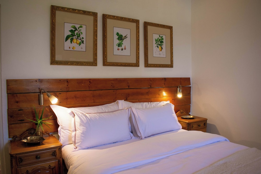 Classic Room, 1 Queen Bed - Photo 4