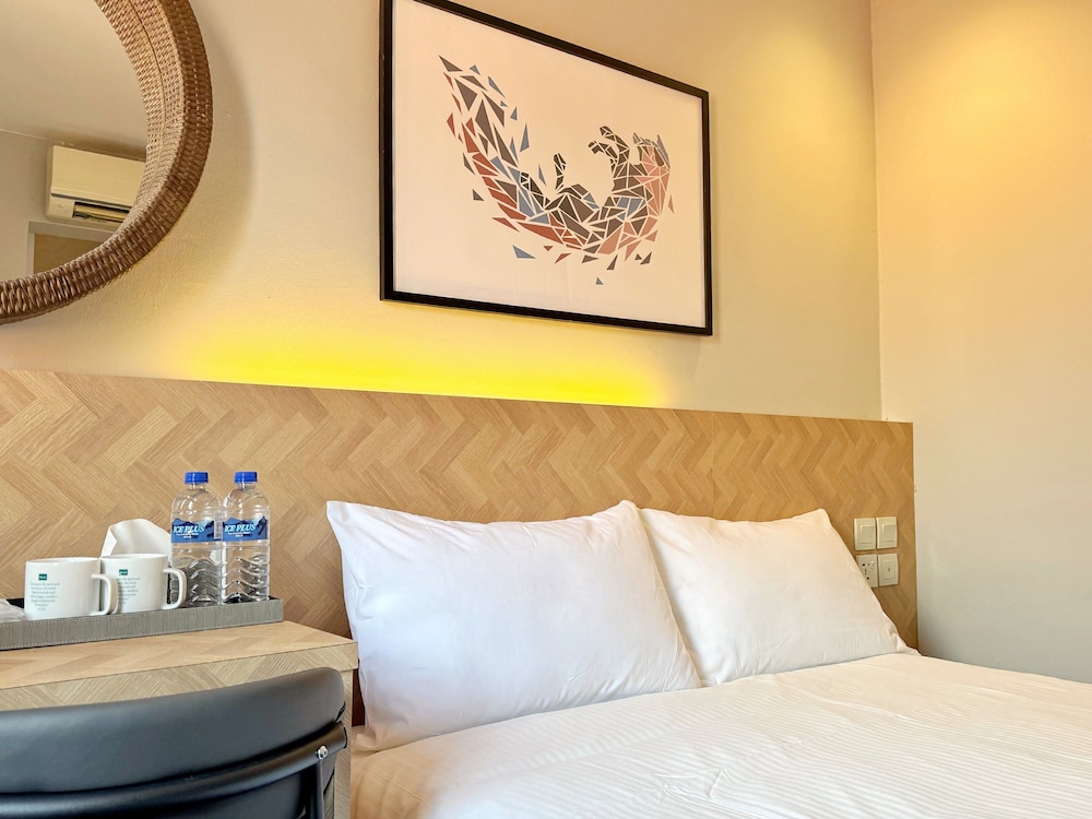 Standard Queen Room photo 1