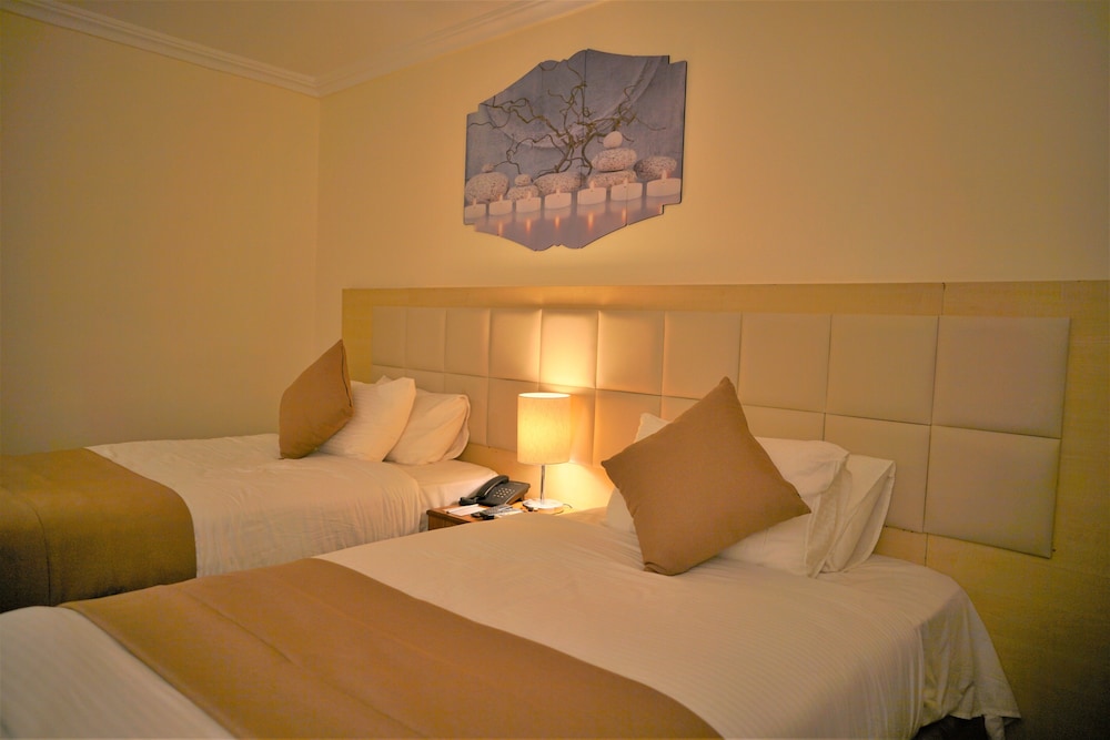 Standard Double Or Twin Room - Photo 4