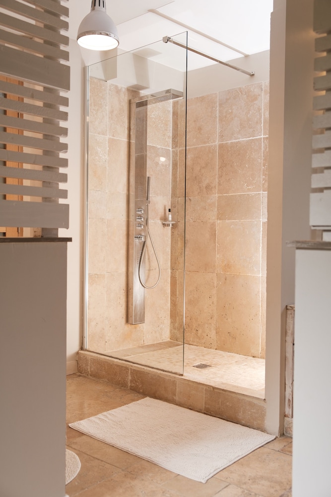 Superior Double Room, Ensuite, Garden View (Chambre 2) photo 3