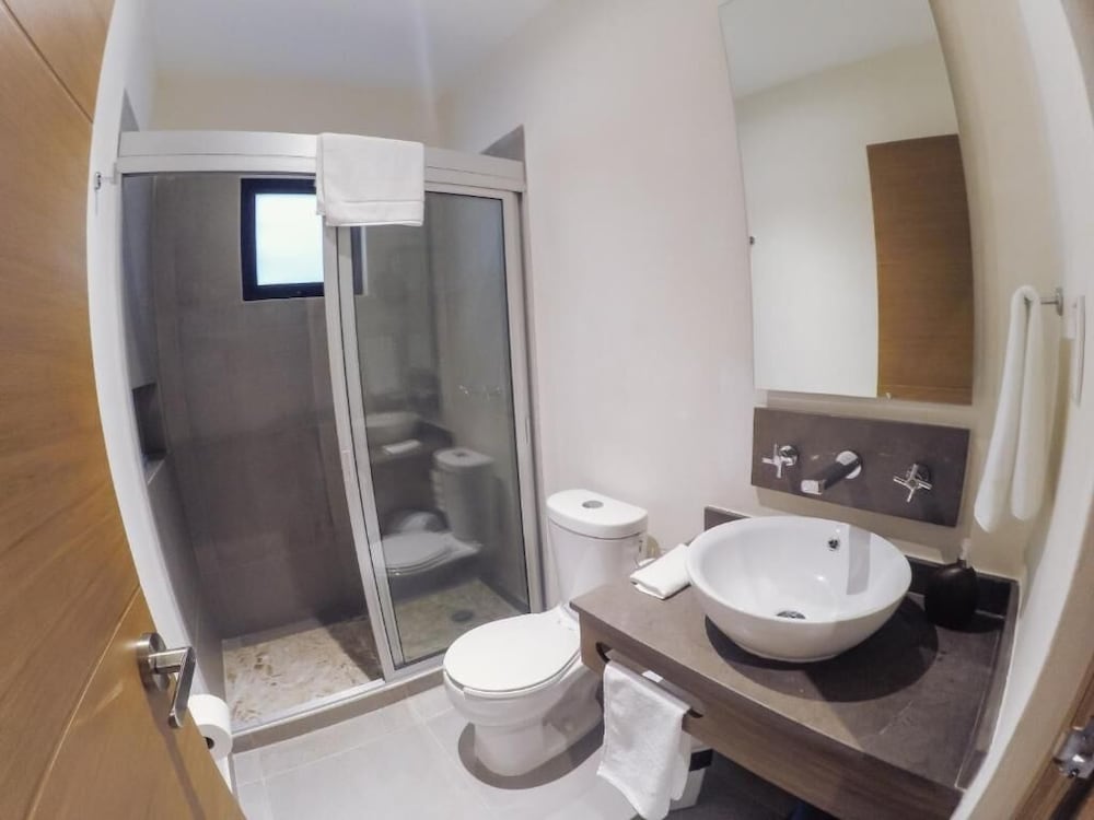 Superior Room, 1 Queen Bed, Non Smoking, Private Bathroom — the supplier's photographs — photo 6