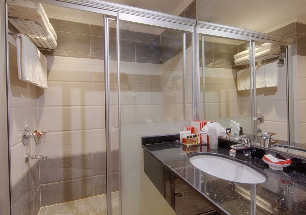 Standard Triple Room, Side Haram View photo 3