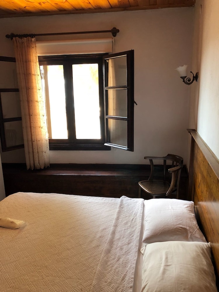 Standard Twin Room, 2 Twin Beds, City View photo 3