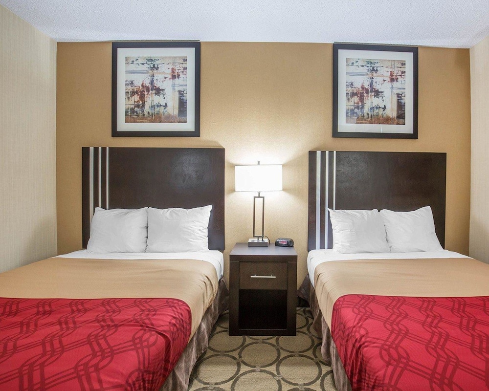 Standard Room, 2 Queen Beds, Non Smoking