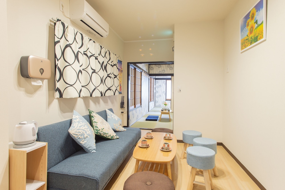 Apartment (2F) photo 2