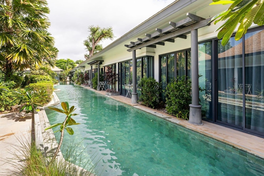 2 Bedrooms Pool Access Villa - Photo 16