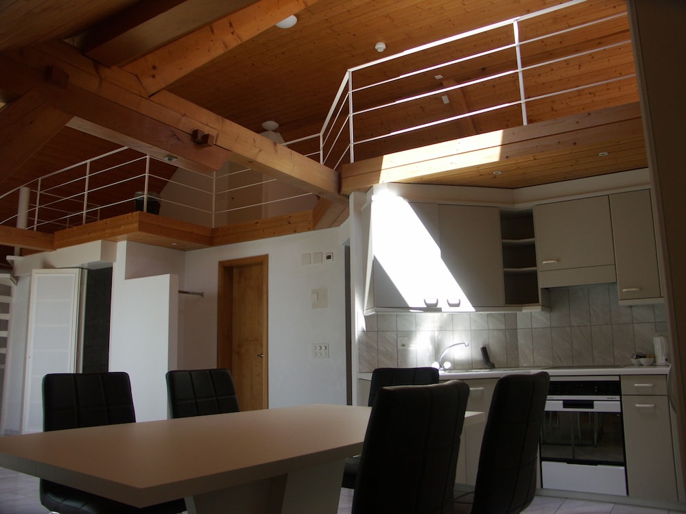 Deluxe Apartment (Maisonette) photo 3