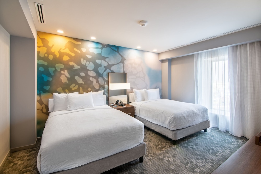 Room, Multiple Beds - Photo 1