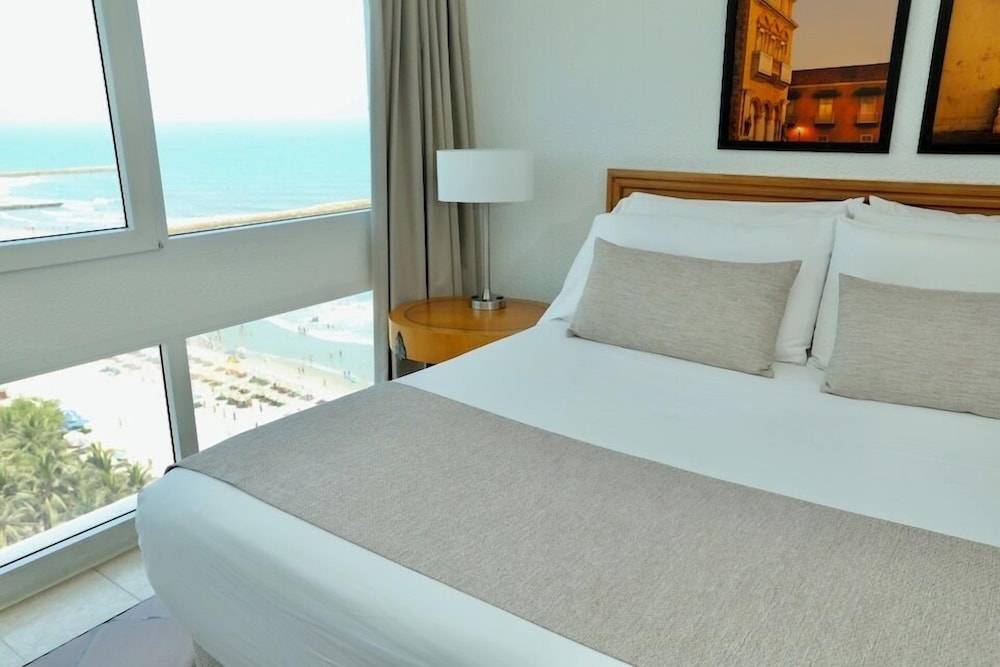 Superior Room, 1 Queen Bed, Ocean View (VIP)