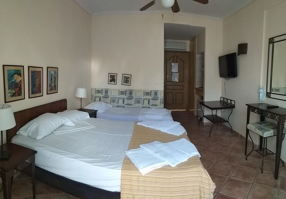 Triple Room photo 3