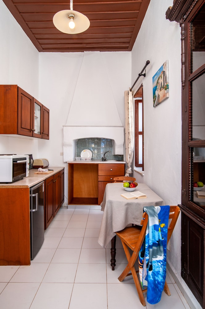 Nina Apartment - Photo 3
