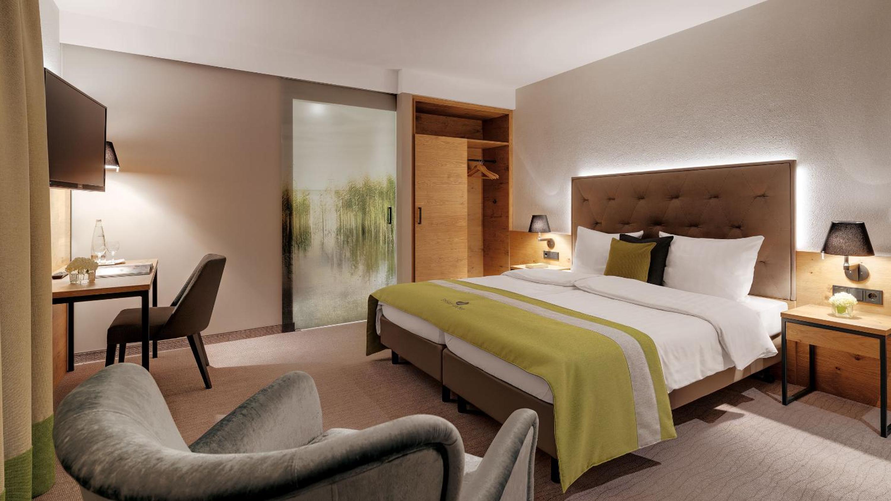 Deluxe Double Room photo 2