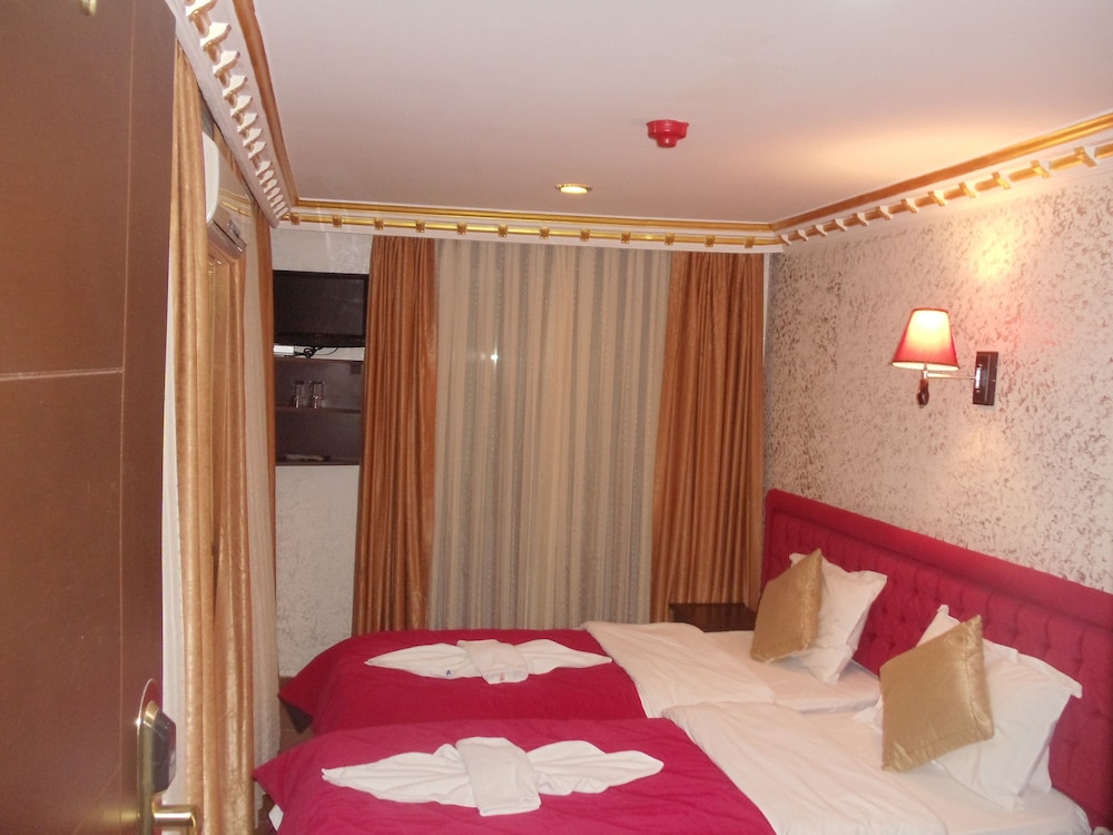 Standard Twin Room photo 3