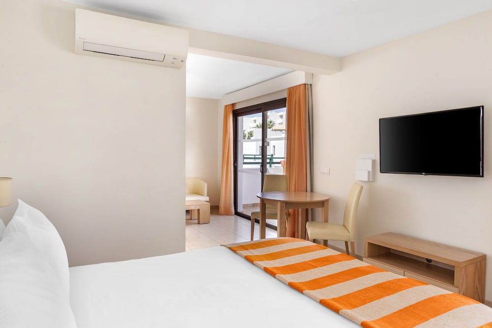 Studio (Apartment) - Photo 1