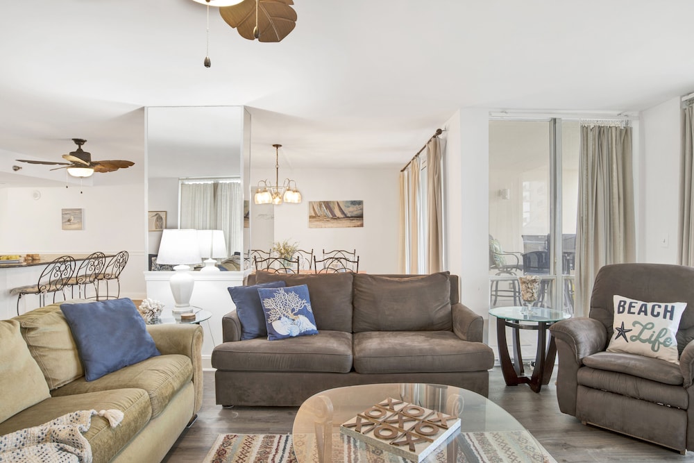 Comfort Condo, 3 Bedrooms, Balcony, Beach View