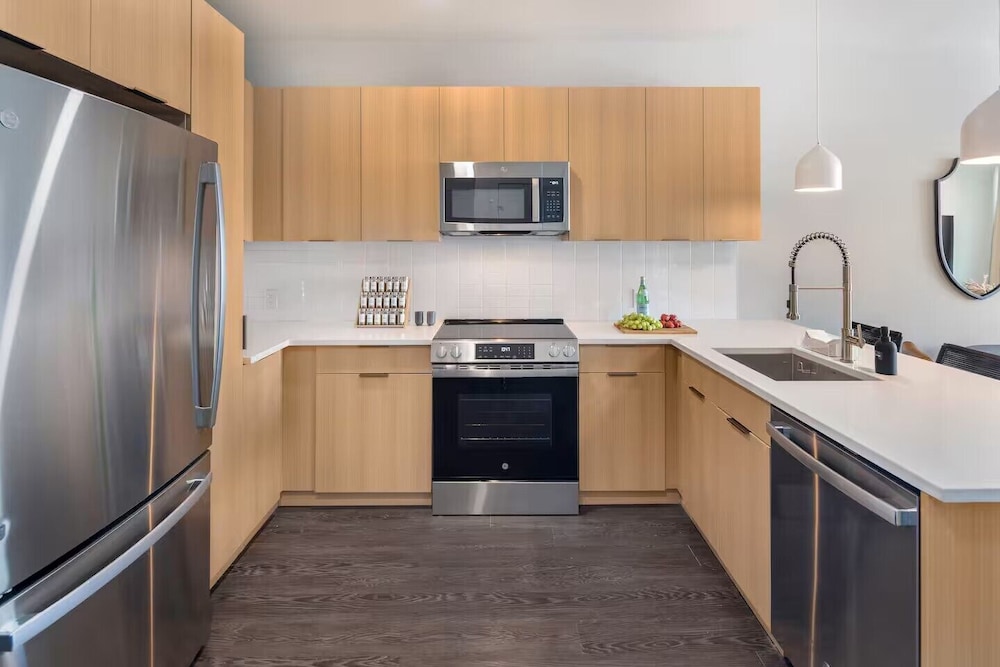 Luxury Apartment, 2 Bedrooms, Kitchen photo 2