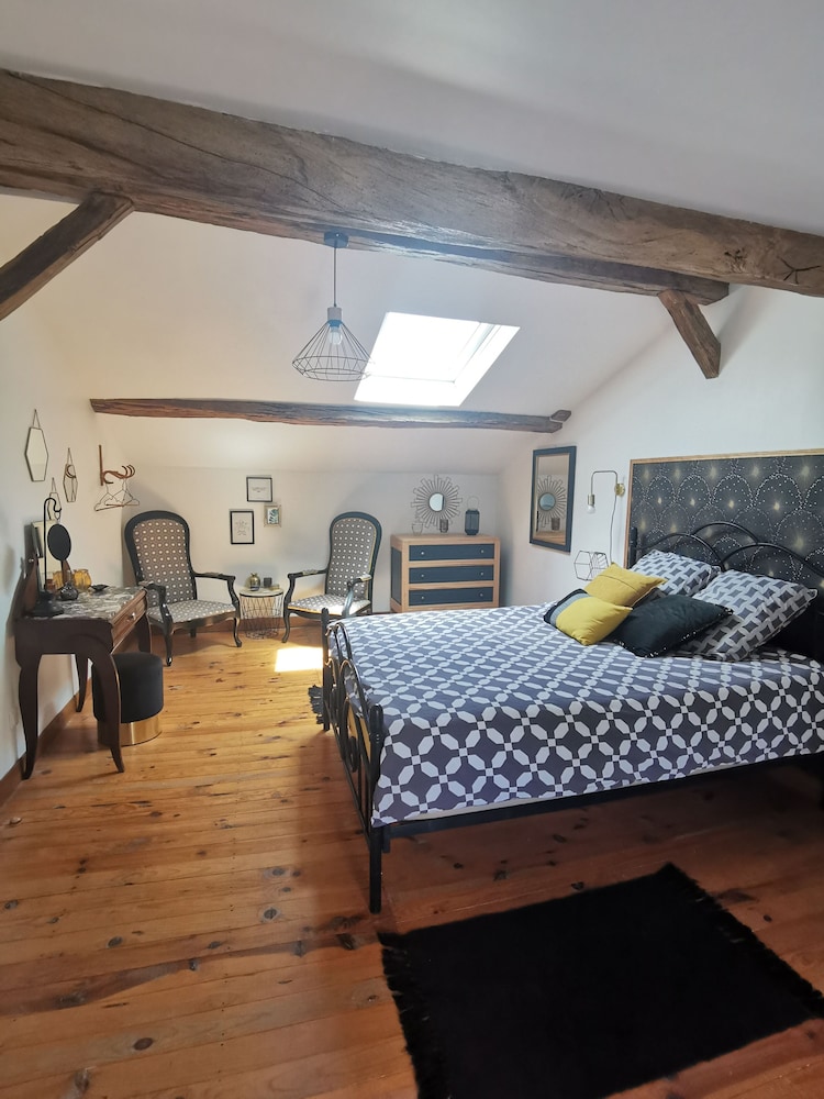 Family House photo 1