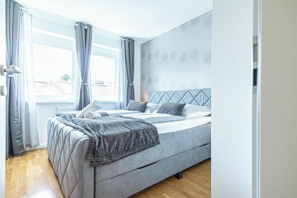 Basic Apartment