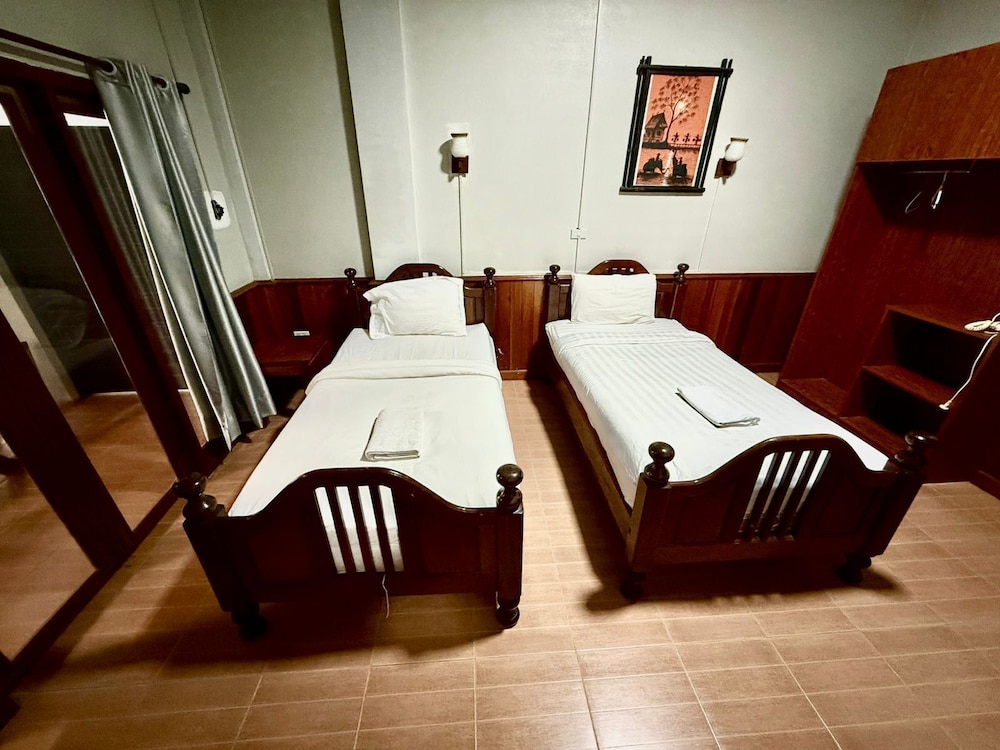 Deluxe Twin Room photo 2