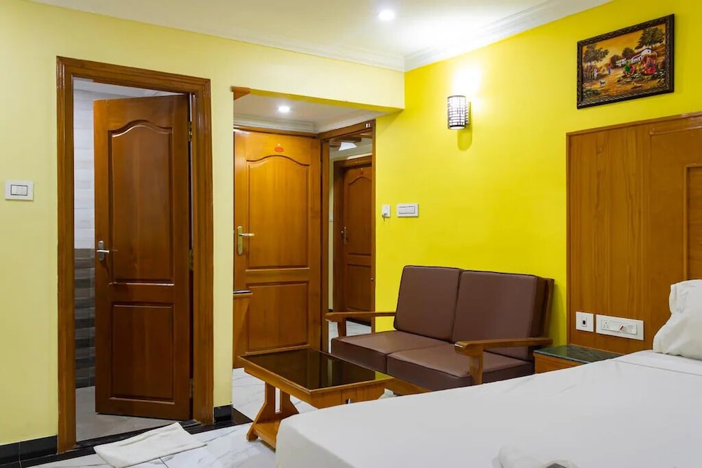 Deluxe Double Room, Balcony, Beach View