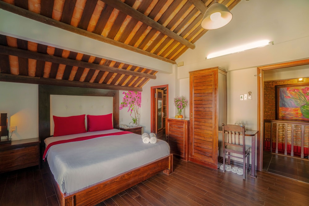 Premier Double Room, River View photo 2