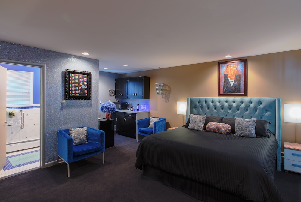 Classic Contemporary 2