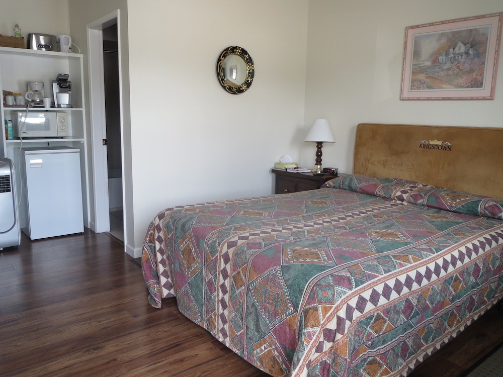 Deluxe Room, 1 Queen Bed