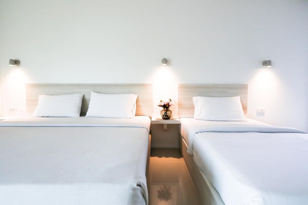 Standard Triple Room - Photo 1
