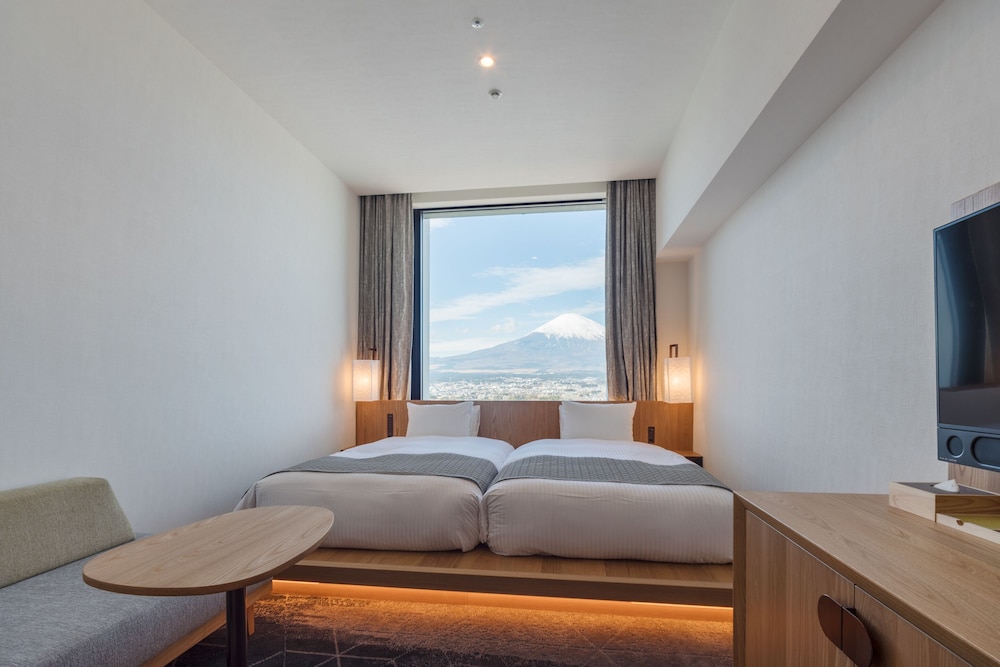 Twin Room with Mt.Fuji view - Photo 4