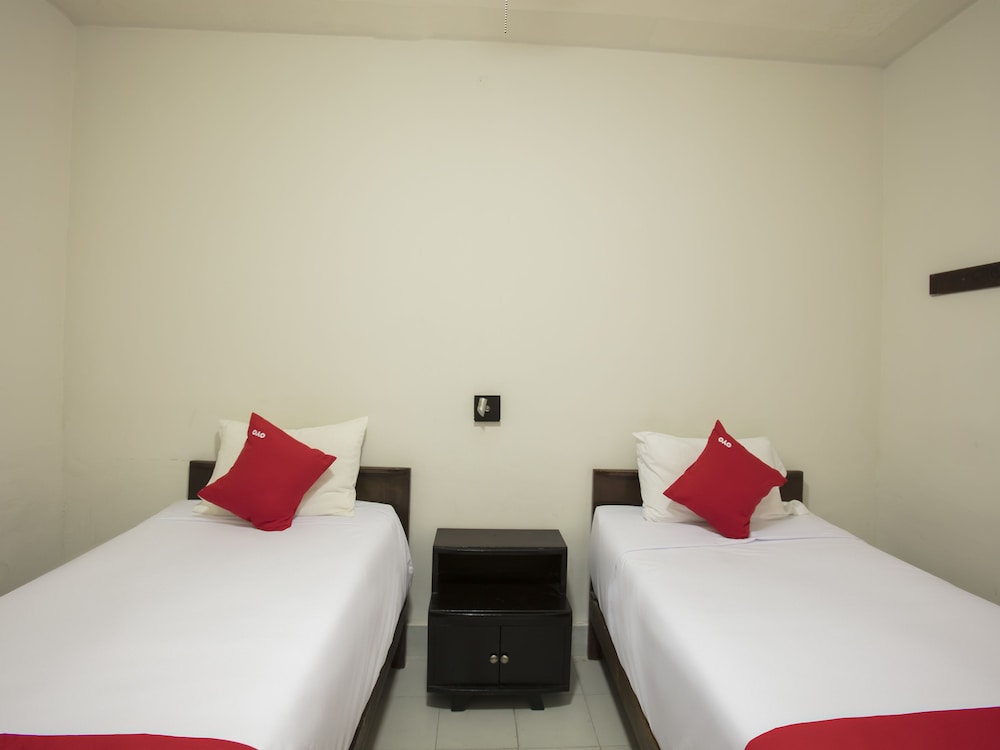 Traditional Twin Room, 2 Twin Beds photo 2