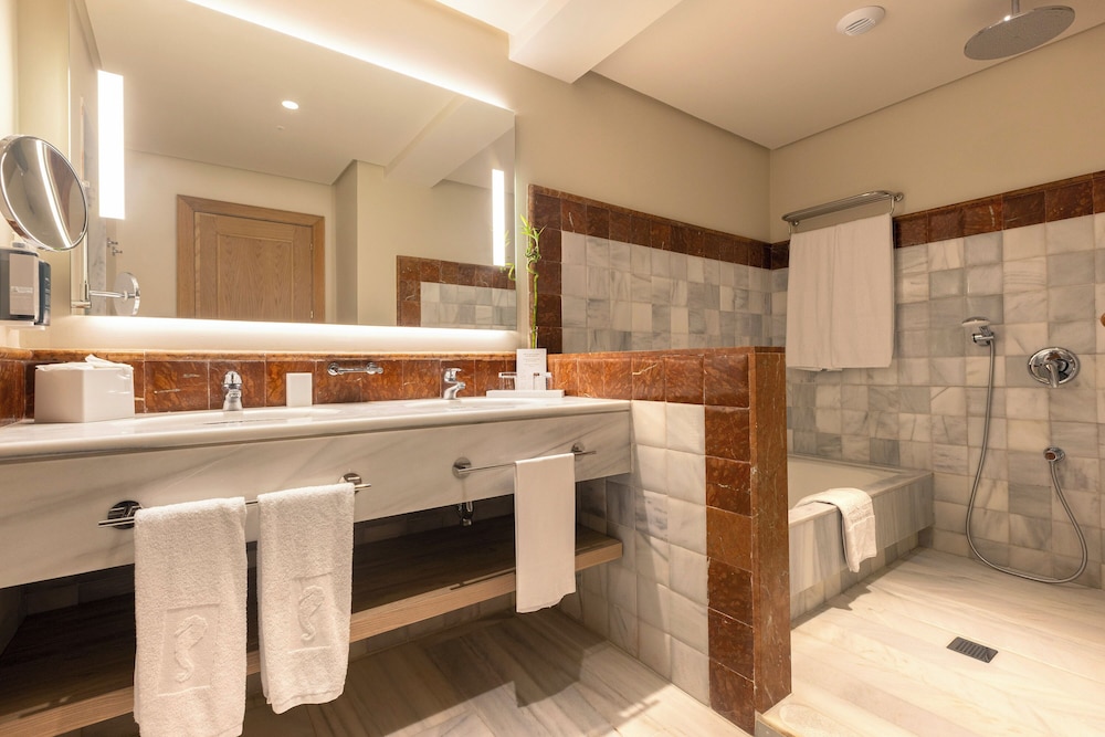 Junior Studio Suite, Private Pool (Triple)