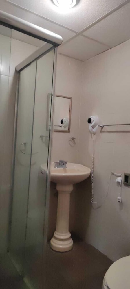 City Room photo 2
