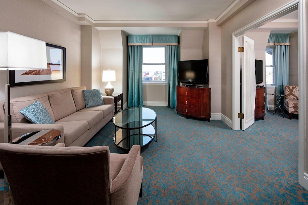 Suite, 1 Bedroom, City View