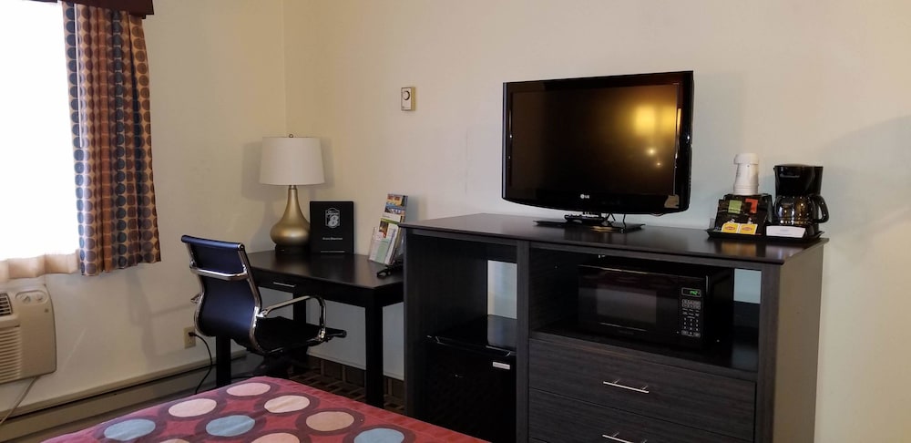 Standard Room, 1 Queen Bed - Photo 5