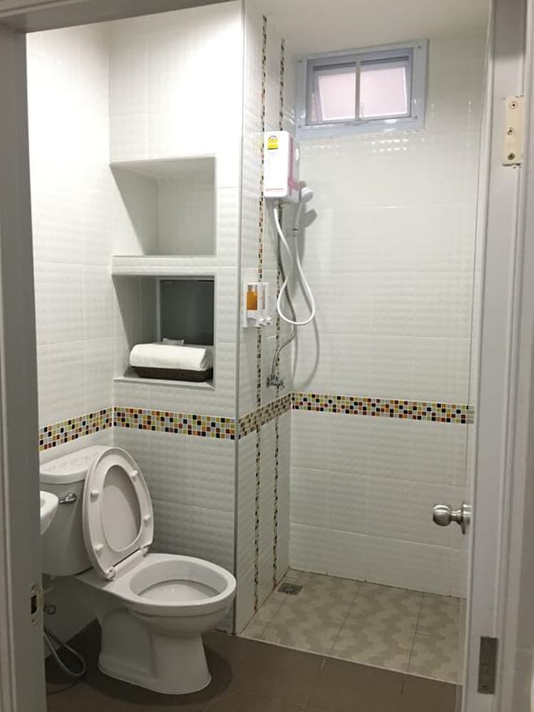 Deluxe Twin Room photo 2