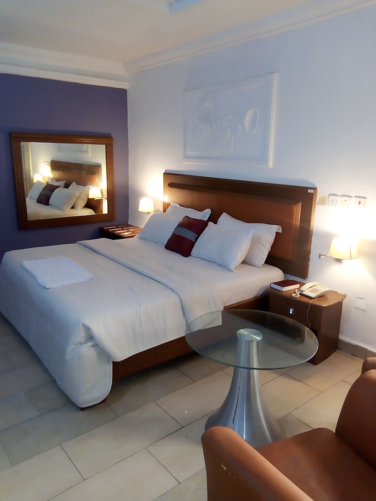 Standard Room photo 3