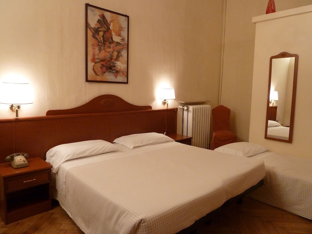 Standard Quadruple Room photo 2