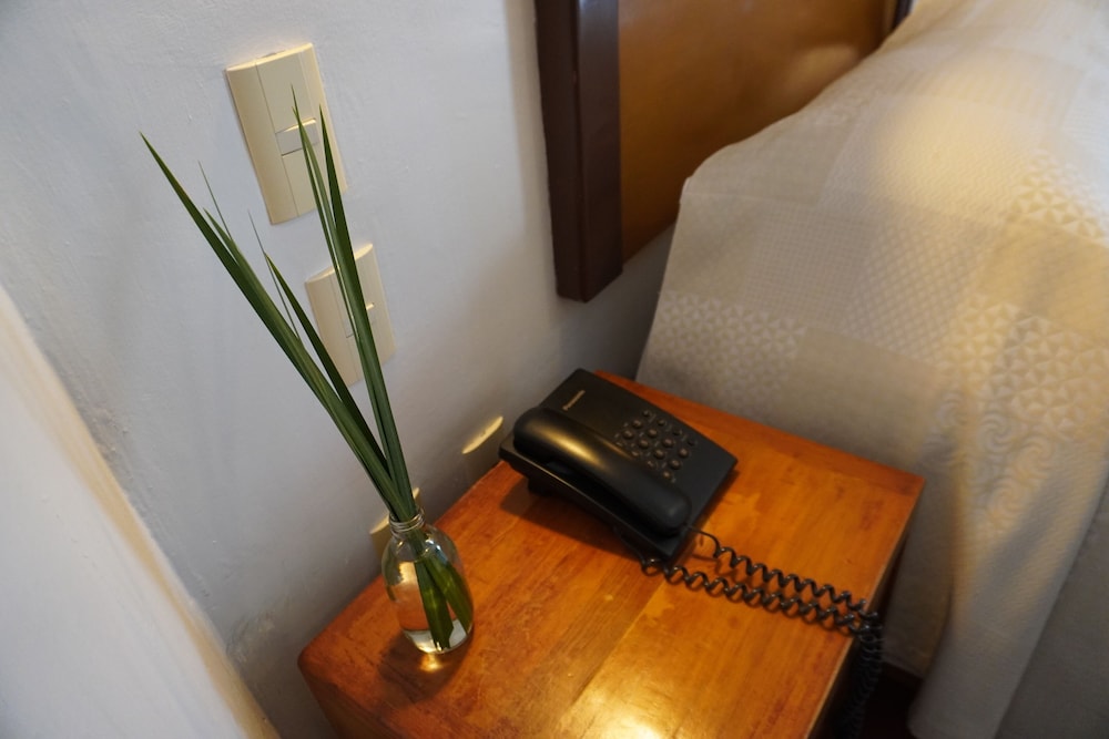 Standard Room - Photo 7