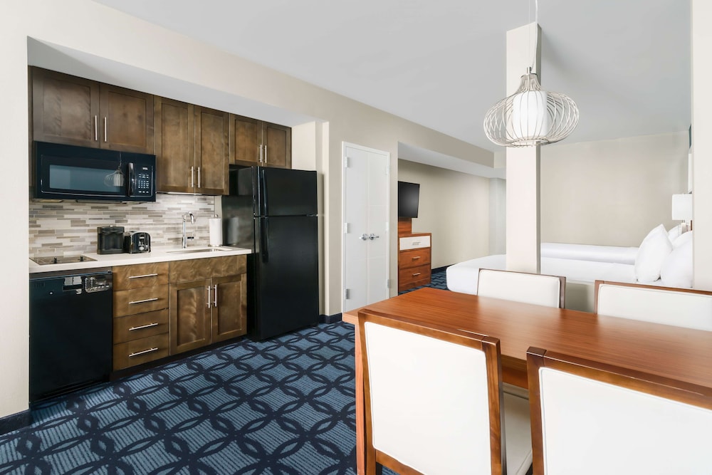Room, Multiple Beds (Hearing), Oceanfront photo 2
