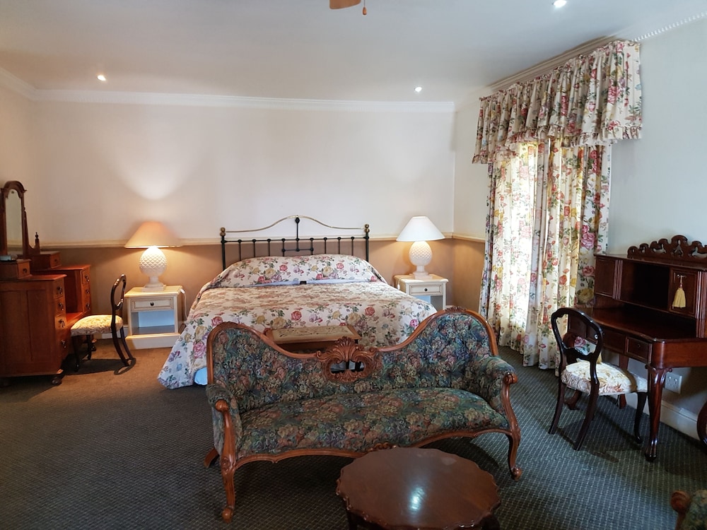 Deluxe Suite photo 2