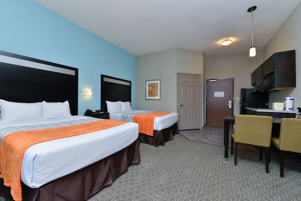 Room, Multiple Beds, Accessible, Kitchenette photo 2