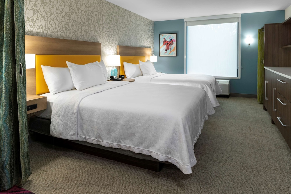 Studio, 2 Queen Beds, Accessible (Mobility & Hearing, Roll-in Shower) - Photo 1