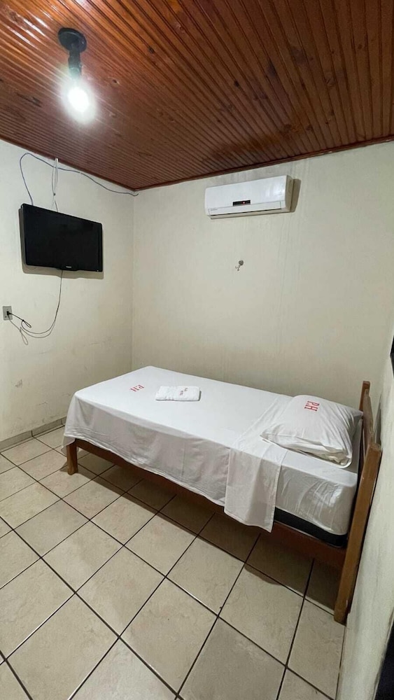 Basic Single Room, 1 Twin Bed, Non Smoking photo 3
