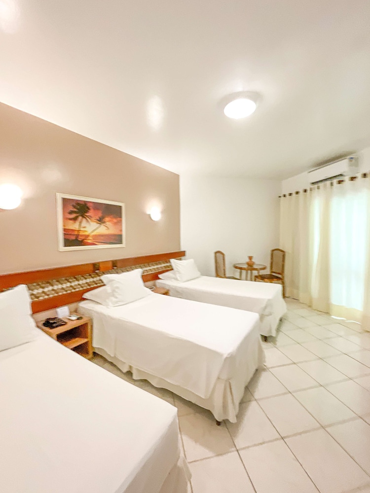 Deluxe Room, 2 Twin Beds, Non Smoking (Third bed is Single Bed) thumbnail 5