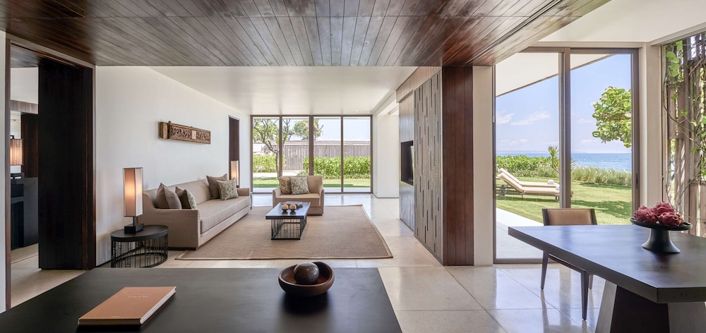 Suite (Beach) photo 2