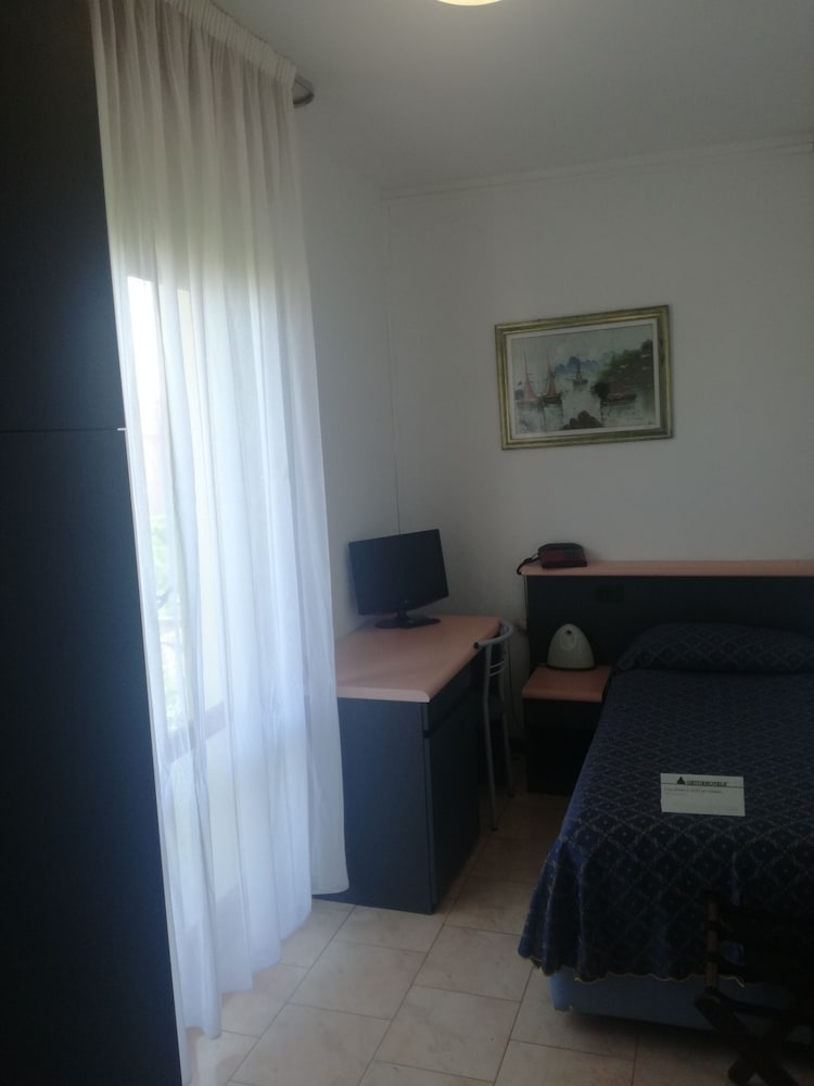 Double or Twin Room, Balcony photo 1