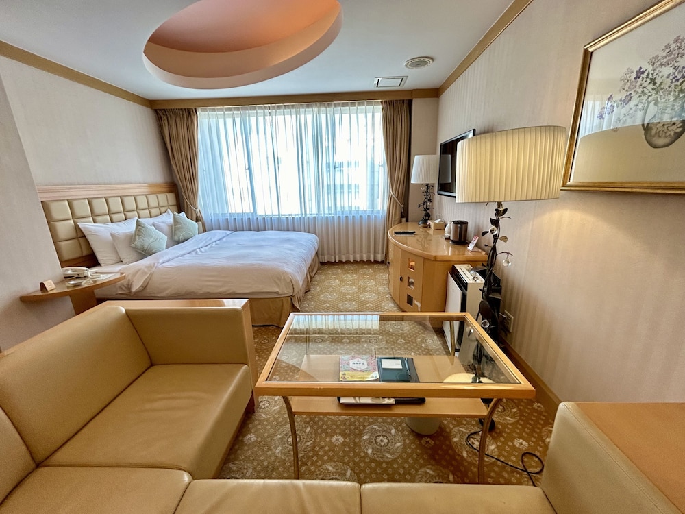 Deluxe Room, Jetted Tub photo 1
