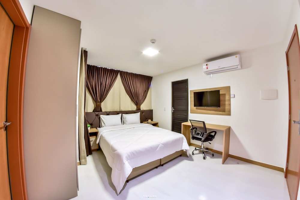Superior Double Room, City View photo 1