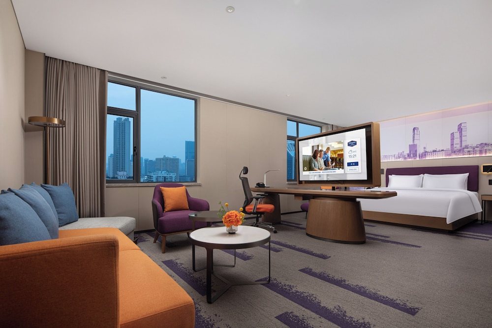 Premium Studio Suite, 1 Queen Bed